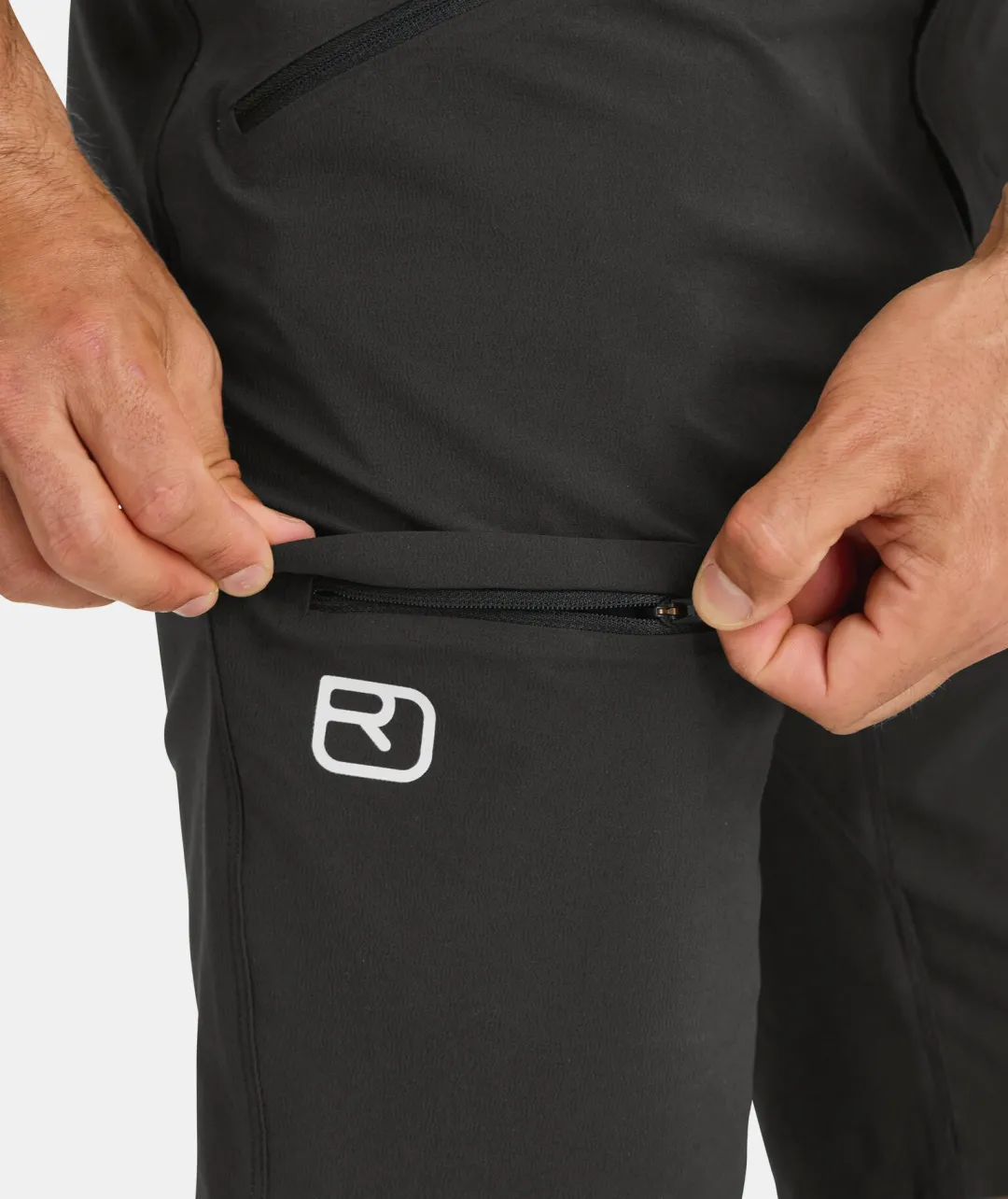 ORTOVOX Hosen & Shorts^BRENTA SHORTS M blackraven
