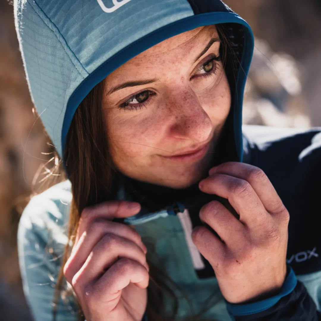 ORTOVOX Hoodies & Fleece-Jacken^FLEECE LIGHT GRID ZN HOODY W icewaterfall