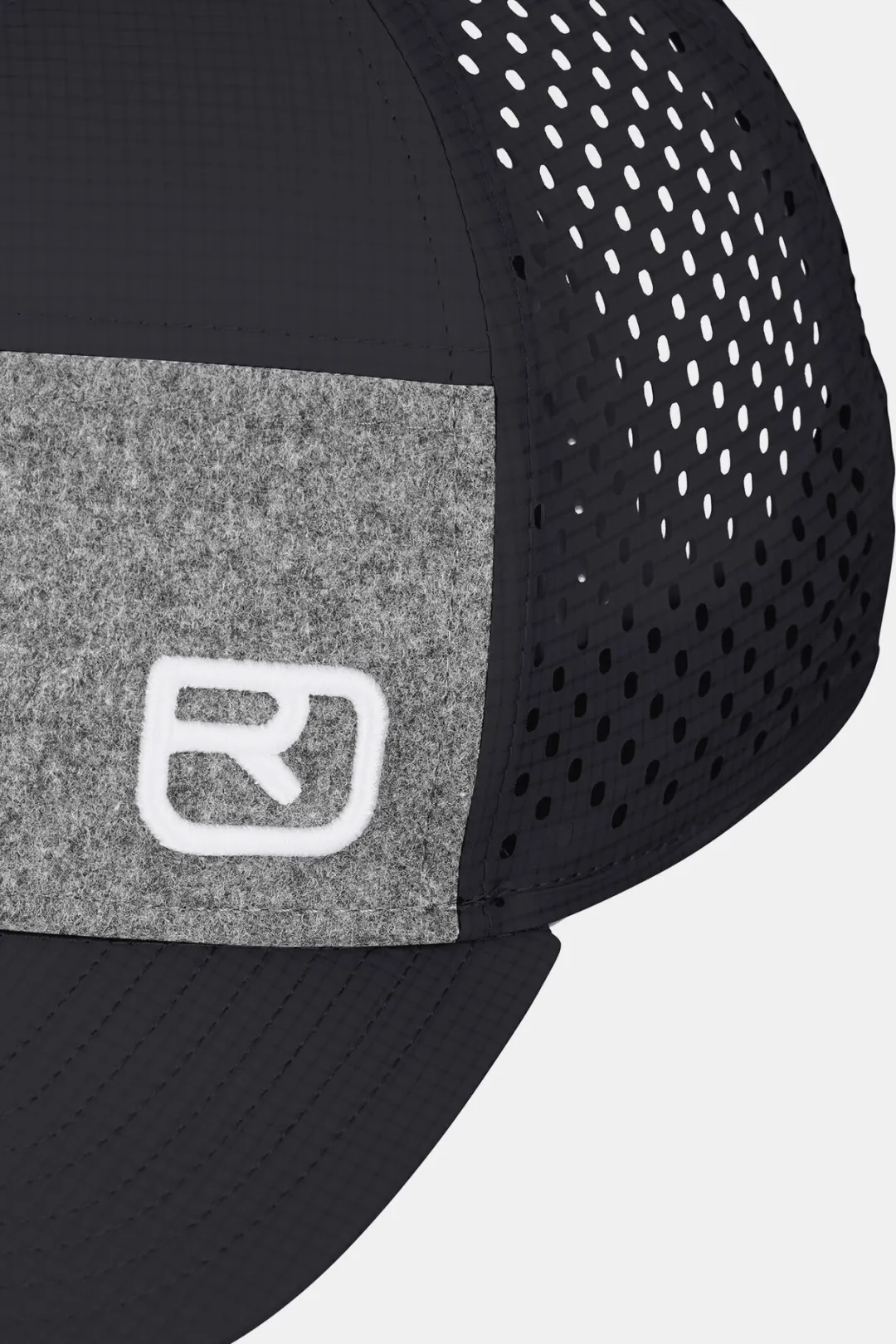 ORTOVOX Headwear & Neckwarmer^LOGO AIR TRUCKER CAP deepocean